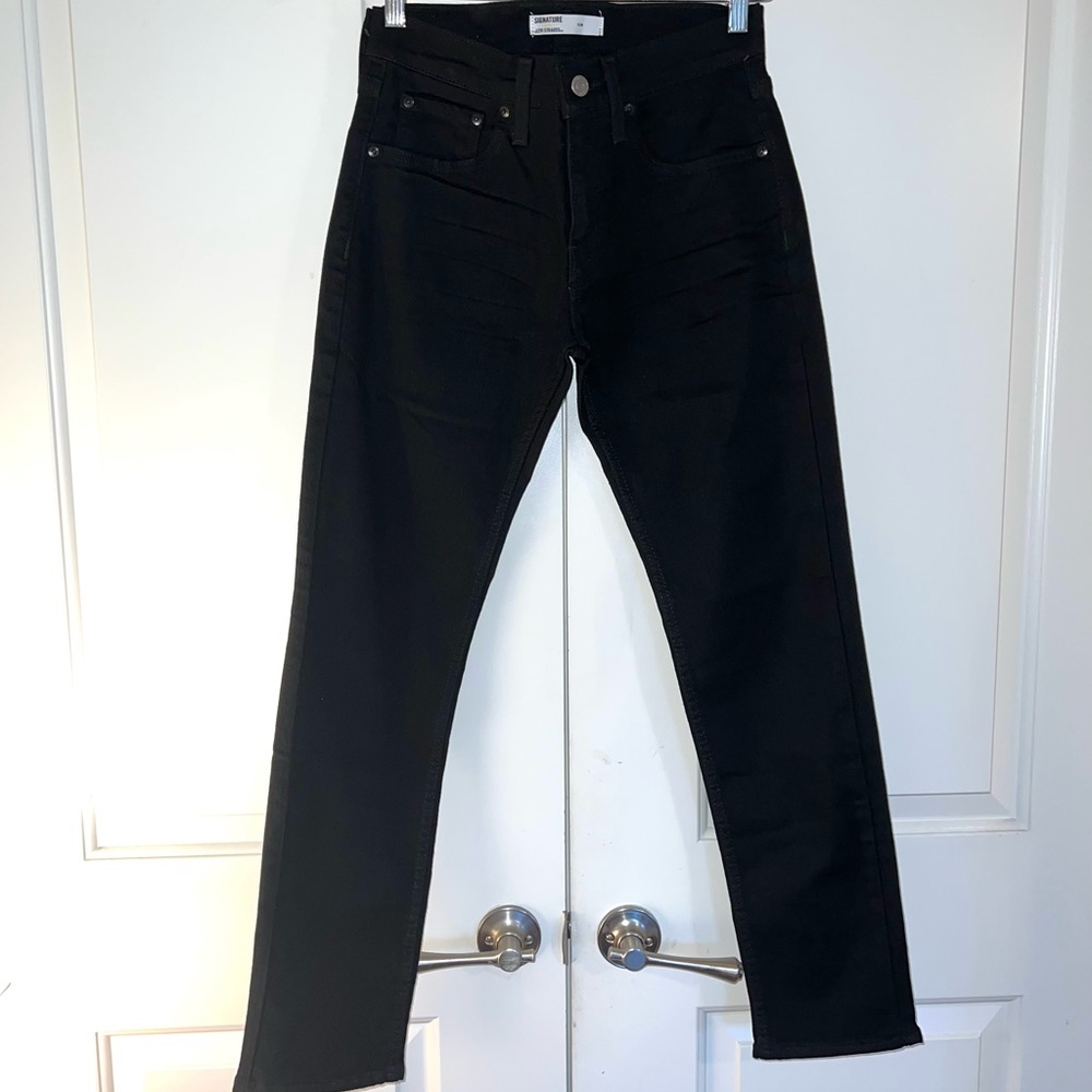🌸Signature by Levi Strauss Slim Women’s Jeans
